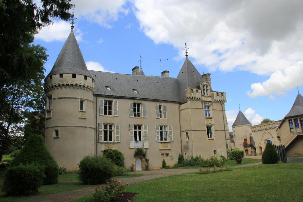 شقة Le Petit Pays Montgivray المظهر الخارجي الصورة